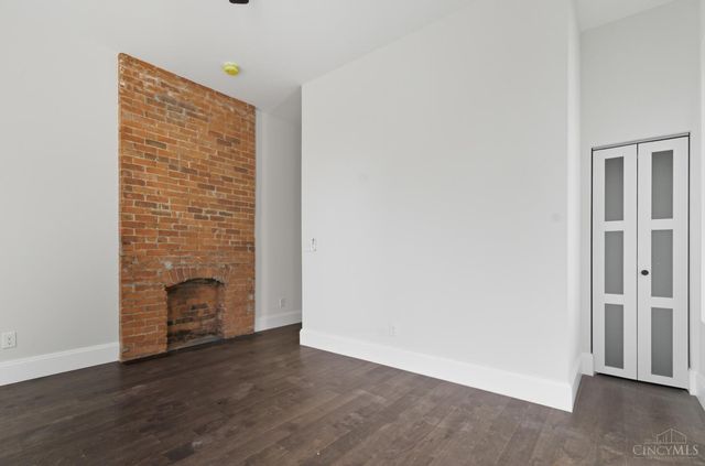 1132 Dayton Street, Cincinnati, OH 45214