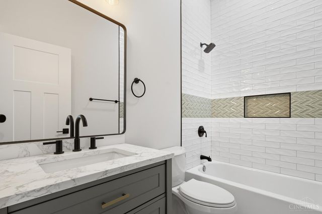 1132 Dayton Street, Cincinnati, OH 45214