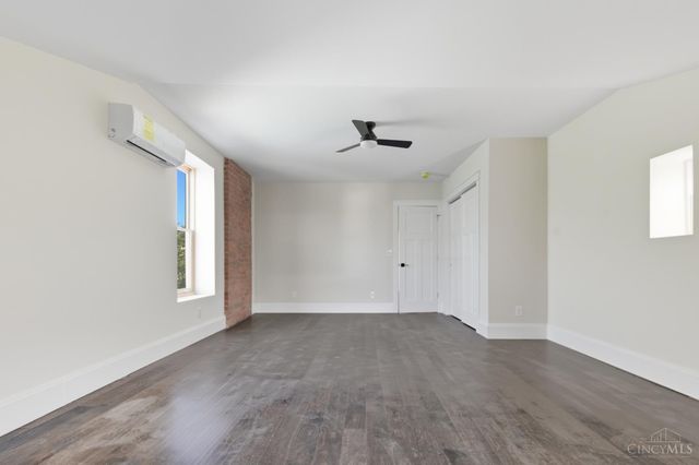 1132 Dayton Street, Cincinnati, OH 45214