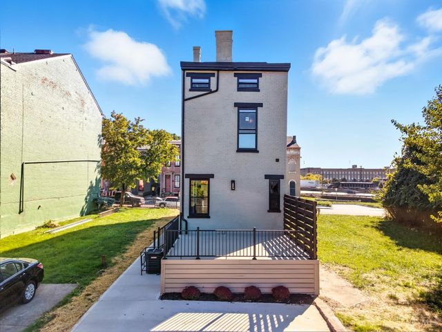 1132 Dayton Street, Cincinnati, OH 45214