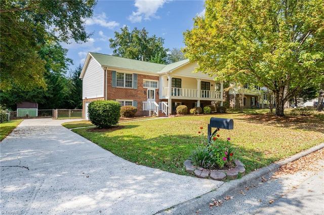 3203 Colony Drive, Jamestown, NC 27282