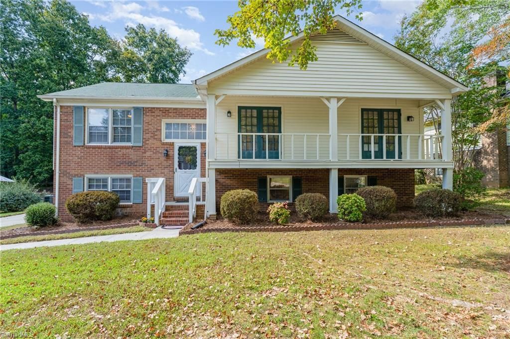 3203 Colony Drive, Jamestown, NC 27282
