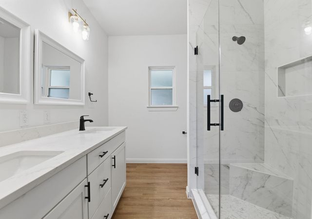 205 Spruce, Daisetta, TX 77533