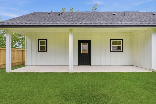 205 Spruce, Daisetta, TX 77533