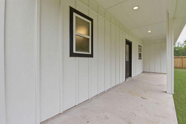 205 Spruce, Daisetta, TX 77533
