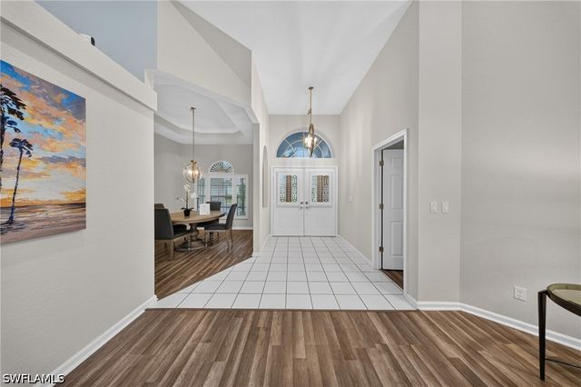 2628 White Cedar LN, Naples, FL 34109