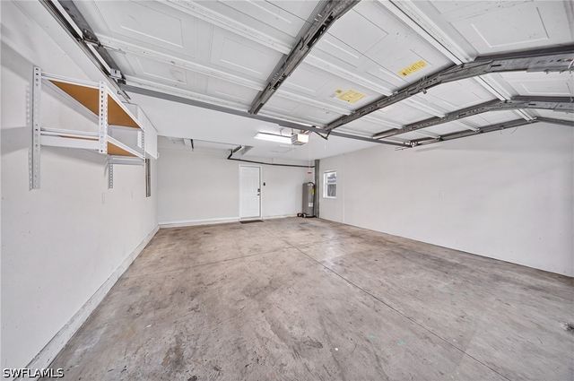 2628 White Cedar LN, Naples, FL 34109