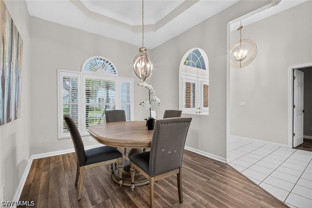2628 White Cedar LN, Naples, FL 34109