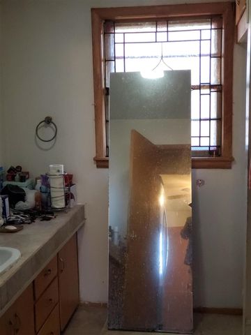 1241 Pipestone Road, Benton Harbor, MI 49022