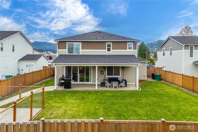 146 Baur Lane, Enumclaw, WA 98022