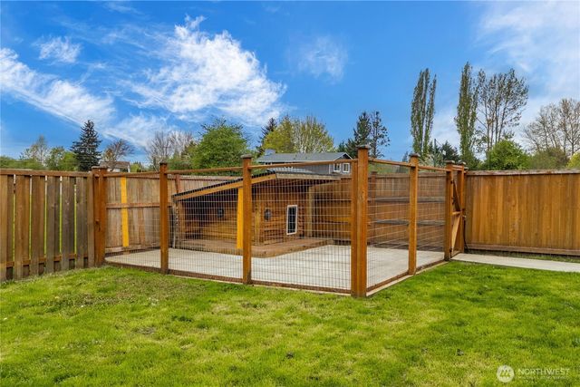 146 Baur Lane, Enumclaw, WA 98022