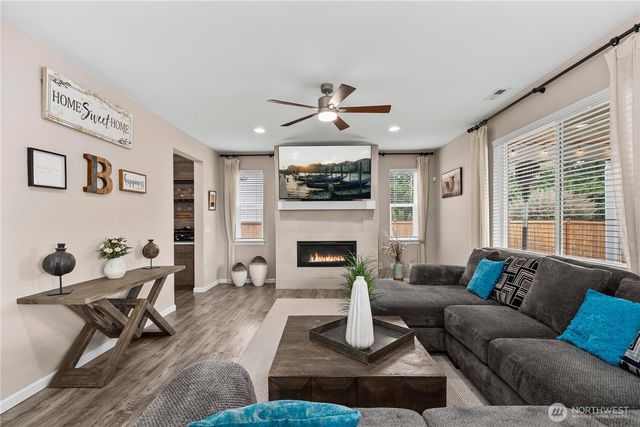 146 Baur Lane, Enumclaw, WA 98022