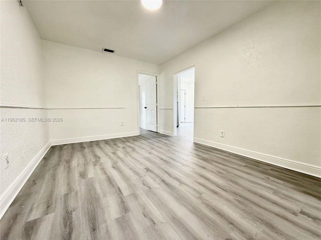 5720 NW 23rd Ave, Miami, FL 33142