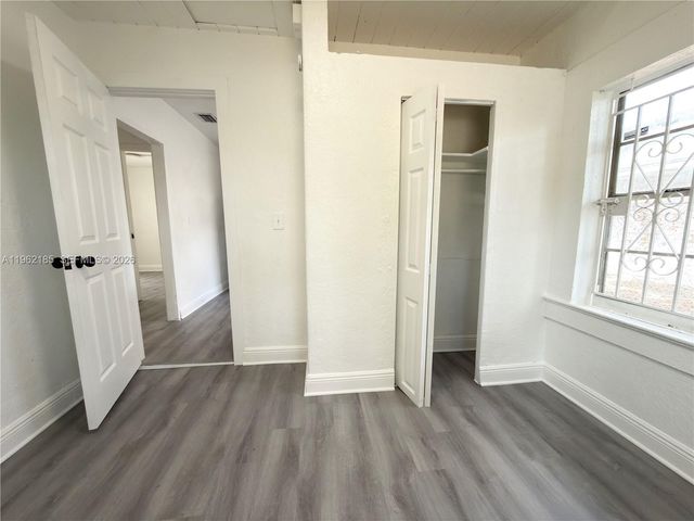 5720 NW 23rd Ave, Miami, FL 33142