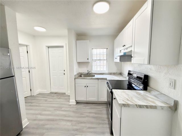 5720 NW 23rd Ave, Miami, FL 33142