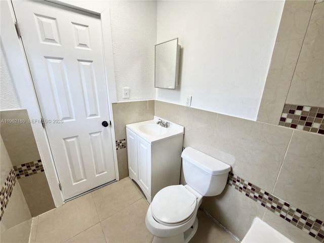 5720 NW 23rd Ave, Miami, FL 33142