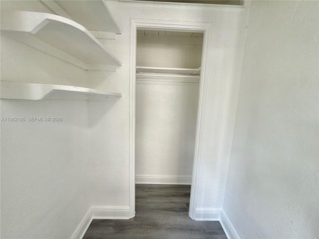 5720 NW 23rd Ave, Miami, FL 33142