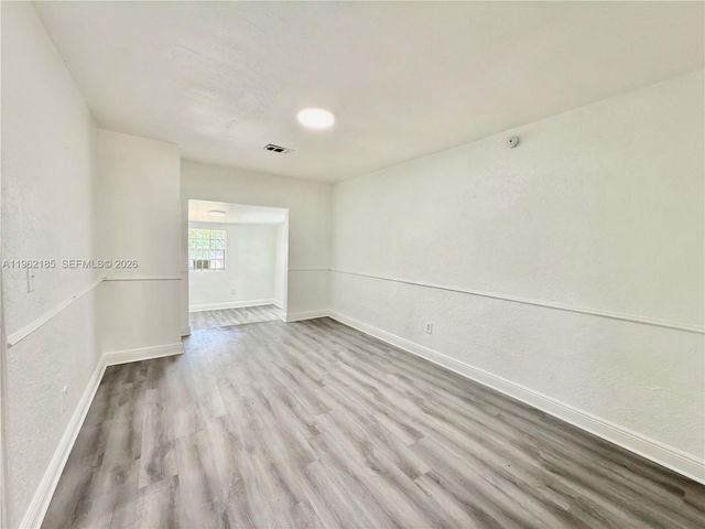 5720 NW 23rd Ave, Miami, FL 33142