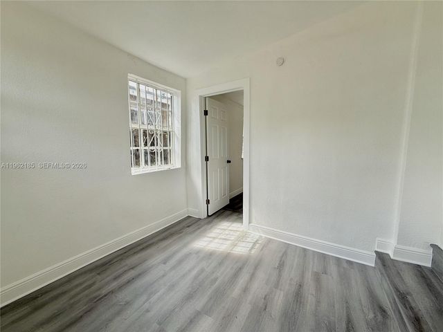 5720 NW 23rd Ave, Miami, FL 33142