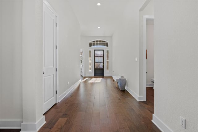 921 Trevi Fontana DR, Leander, TX 78641