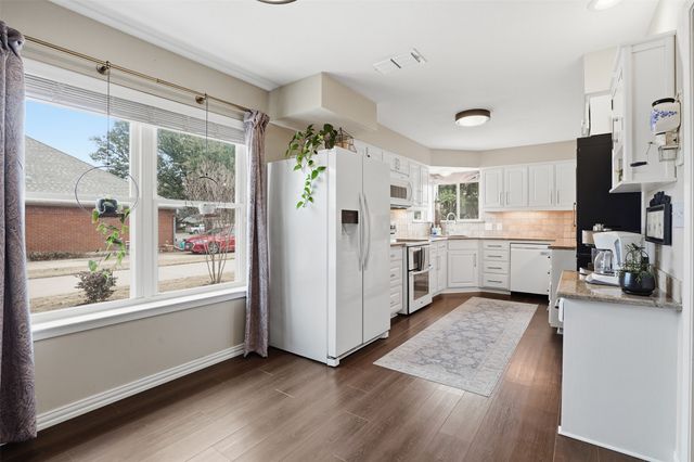 1608 Quail Hollow, Cleburne, TX 76033