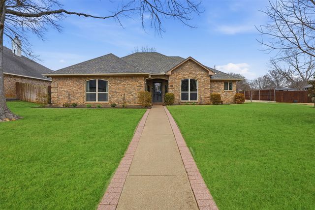 1608 Quail Hollow, Cleburne, TX 76033