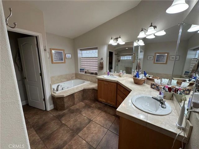 400 Sulphur Bank 139, Clearlake Oaks, CA 95423