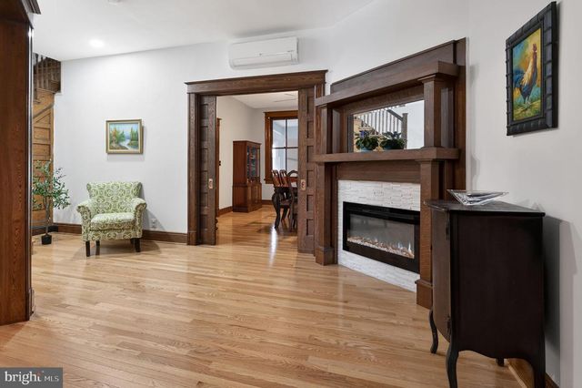 649 SOUTH CAROLINA AVE SE, Washington, DC 20003