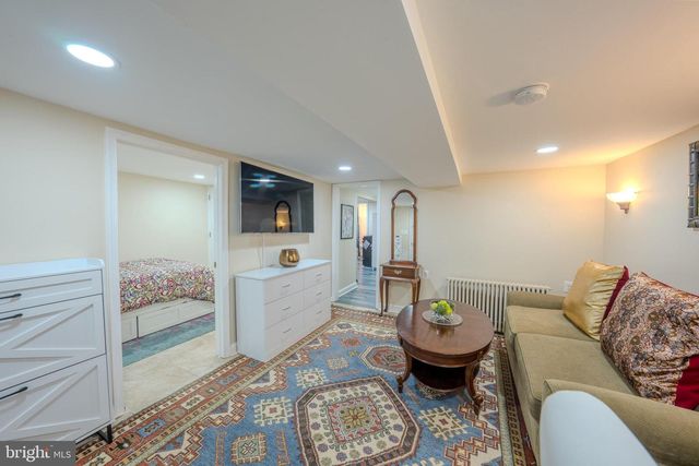 649 SOUTH CAROLINA AVE SE, Washington, DC 20003