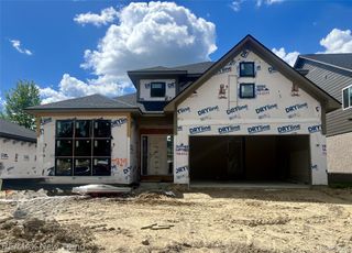 7829 Trailside Court, West Bloomfield Charter Township, MI 48323