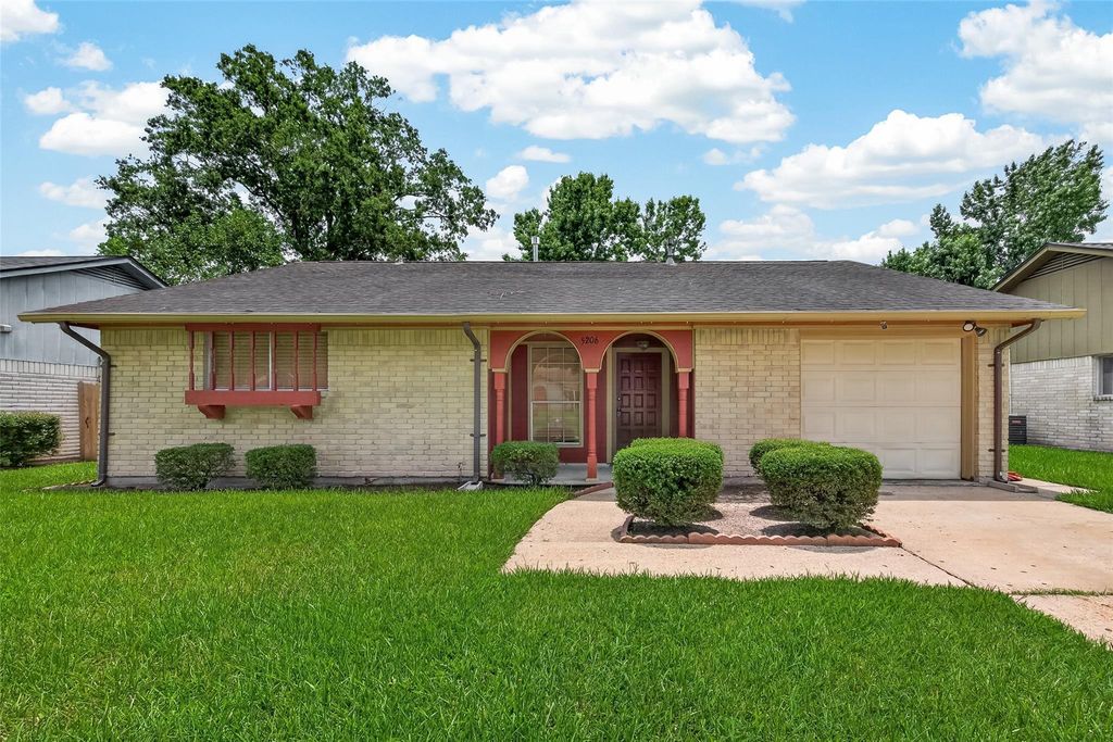 5206 Olana Drive, Houston, TX 77032