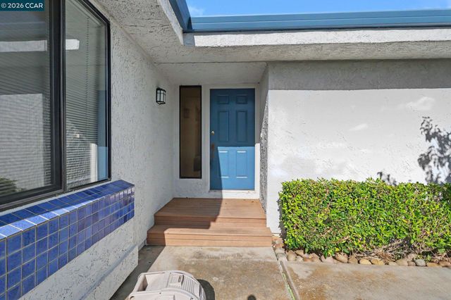 5762 Cutter Loop, Discovery Bay, CA 94505