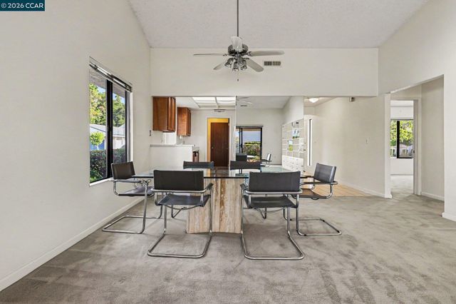 5762 Cutter Loop, Discovery Bay, CA 94505