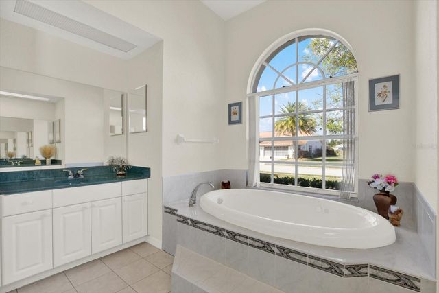 8606 CORAL CREEK LOOP, Hudson, FL 34667