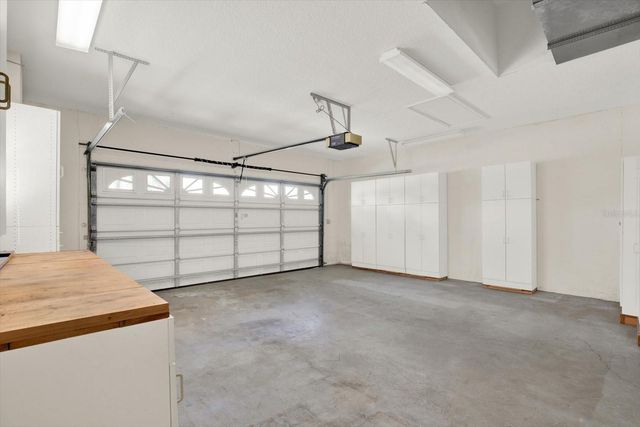 8606 CORAL CREEK LOOP, Hudson, FL 34667