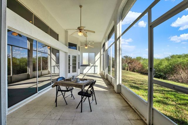 8606 CORAL CREEK LOOP, Hudson, FL 34667