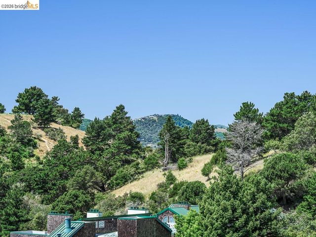 1400 Pinnacle Ct 401, Richmond, CA 94801
