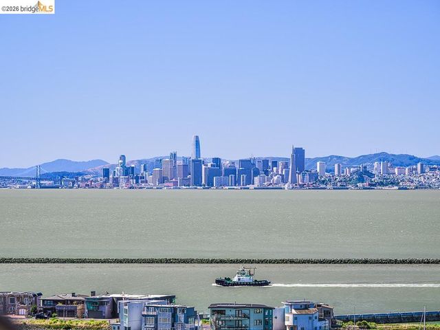 1400 Pinnacle Ct 401, Richmond, CA 94801