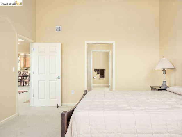 1400 Pinnacle Ct 401, Richmond, CA 94801