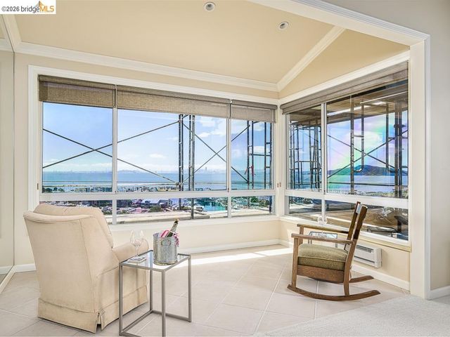 1400 Pinnacle Ct 401, Richmond, CA 94801