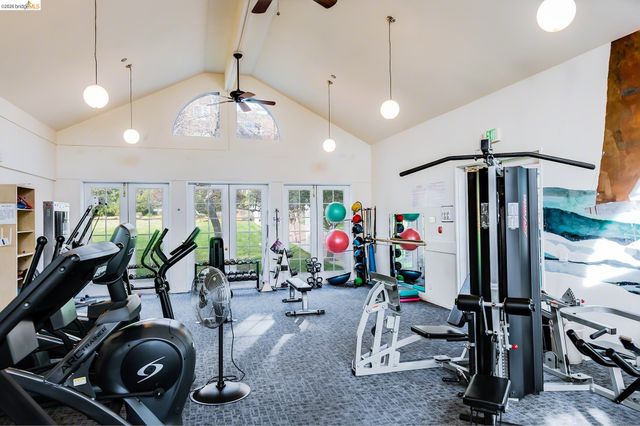 1400 Pinnacle Ct 401, Richmond, CA 94801