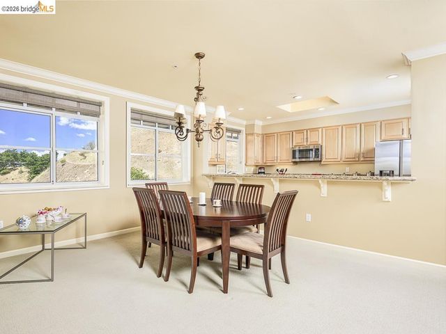 1400 Pinnacle Ct 401, Richmond, CA 94801