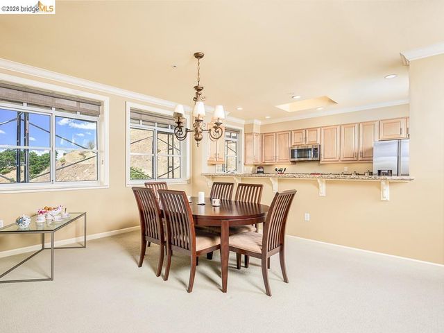 1400 Pinnacle Ct 401, Richmond, CA 94801