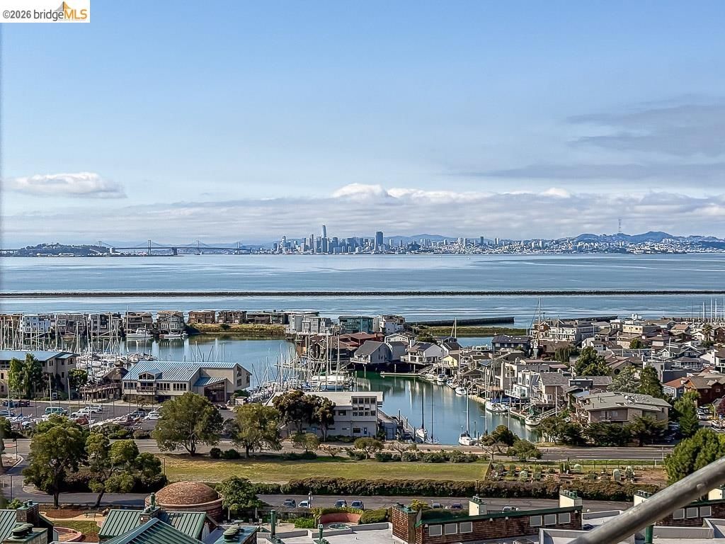 1400 Pinnacle Ct 401, Richmond, CA 94801