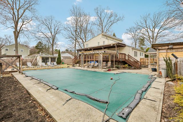 19 Parker Avenue, New City, NY 10956