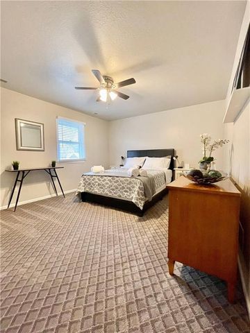 408 E Main Unit 1 & 2 Street, Smithville, MO 64089
