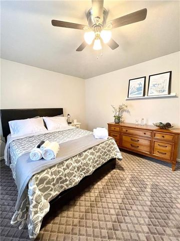 408 E Main Unit 1 & 2 Street, Smithville, MO 64089