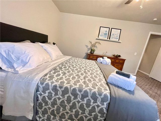 408 E Main Unit 1 & 2 Street, Smithville, MO 64089