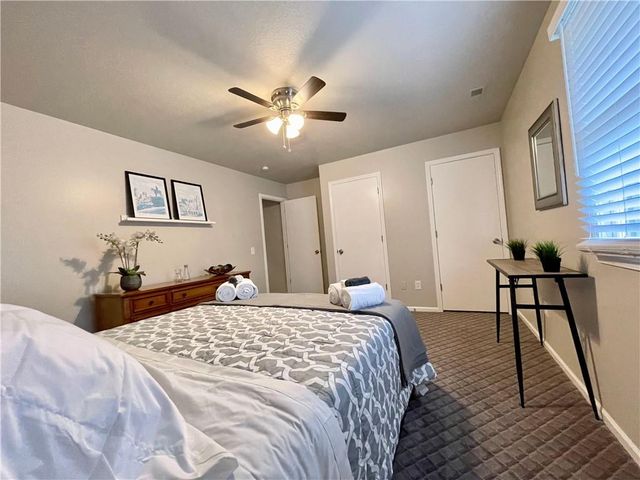 408 E Main Unit 1 & 2 Street, Smithville, MO 64089