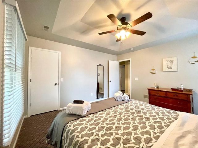 408 E Main Unit 1 & 2 Street, Smithville, MO 64089